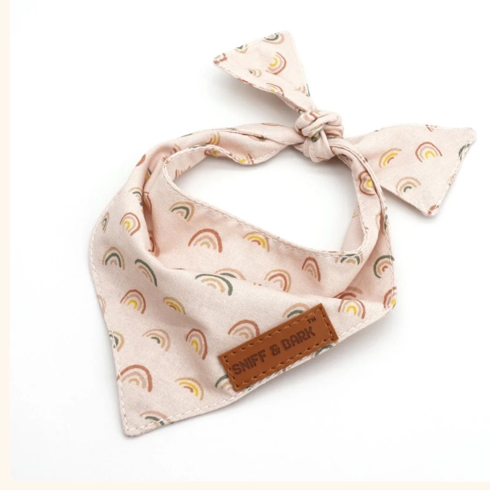 Sniff & Bark Rainbow bandana for pet. (Large)
